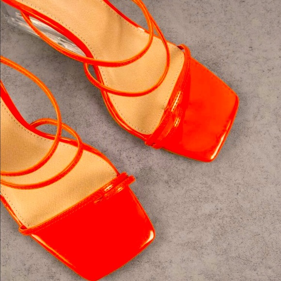 Orange strap over Foot and Toe - Wedge Sliders by SHEIN size 7.5 US- - Picture 3 of 6